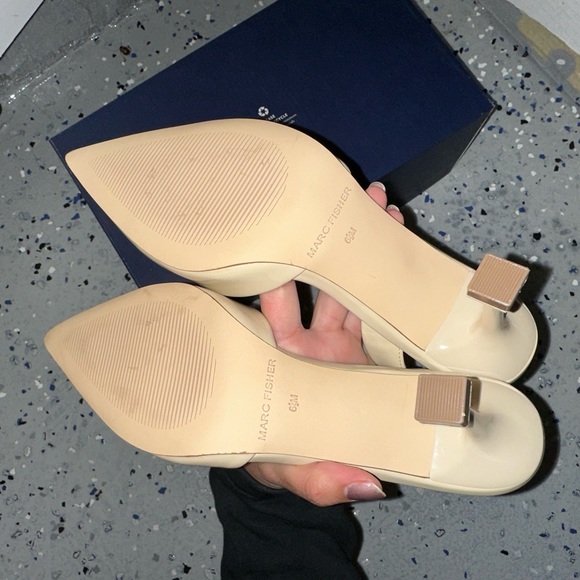 NWT: Brand new Marc Fisher closed toed nude heels - Picture 4 of 4